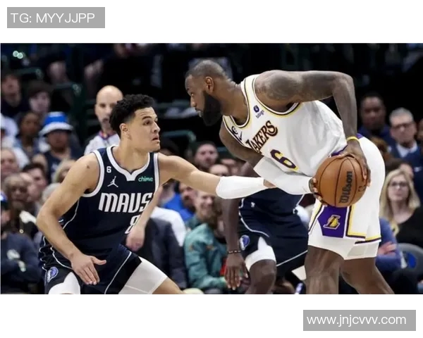 2012年德国足球教练的战术革新与球队建设的成功之道解析